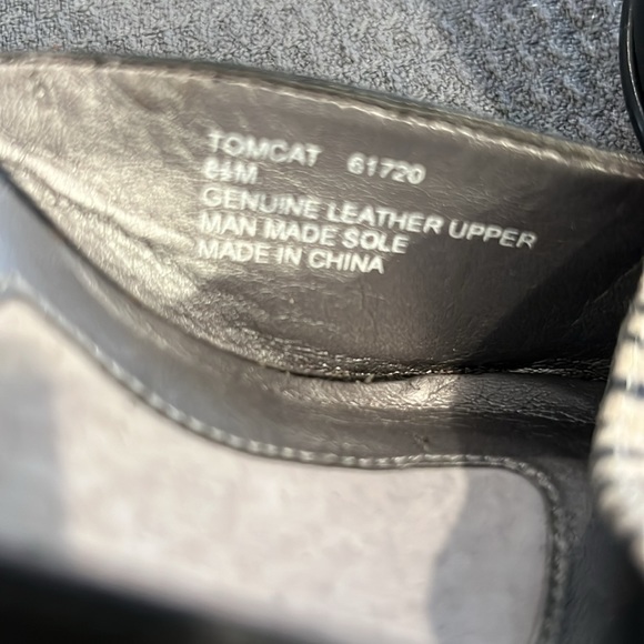 Leather slip on heels size 8.5 - Picture 2 of 5